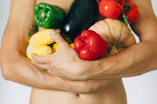 man enjoying a healthy meal with friends